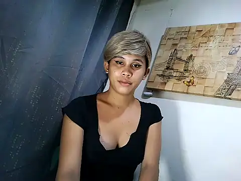 Snapshot of Angelalove25 chatting on July 2, 2026, 11:22 pm Angelalove25 online show from July 2, 2026, 11:22 pm