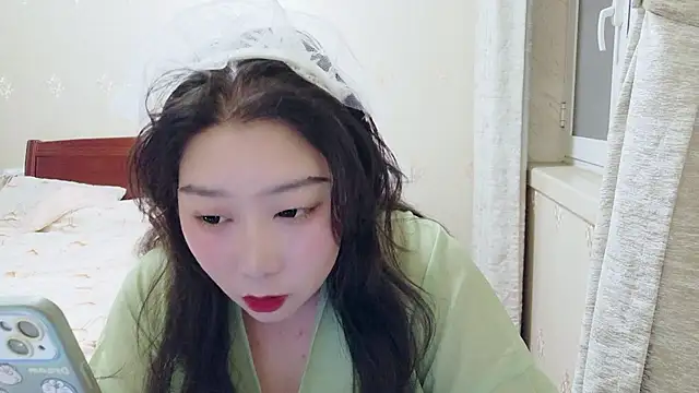 Audery001 online show from April 19, 2026, 2:49 pm