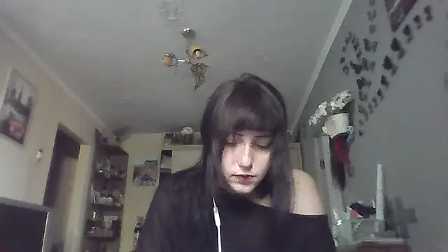 Snapshot of ChargedReign chatting on June 26, 2026, 4:33 pm ChargedReign online show from June 26, 2026, 4:33 pm