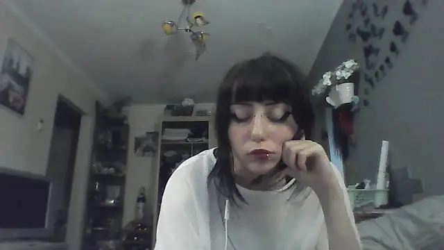 Snapshot of ChargedReign chatting on July 20, 2026, 4:42 pm ChargedReign online show from July 20, 2026, 4:42 pm