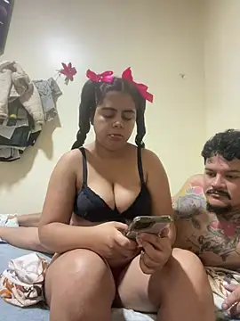 Snapshot of Carolina_caro chatting on May 14, 2026, 4:14 pm Carolina caro online show from May 14, 2026, 4:14 pm