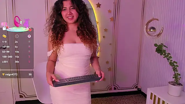 alexa cutte  online show from April 23, 2026, 12:29 pm