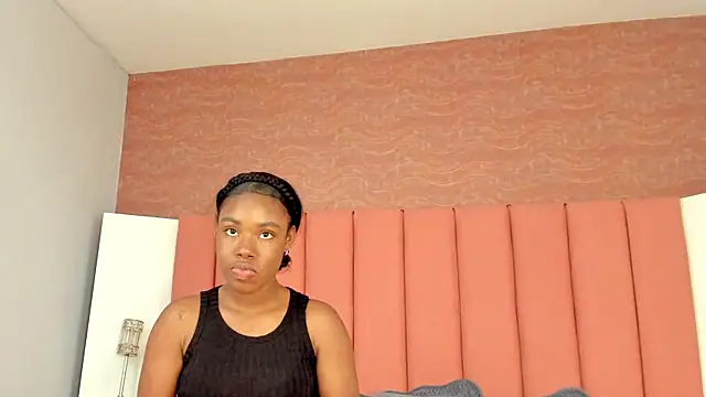 MiaJacksson online show from May 29, 2026, 7:45 pm