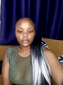 Snapshot of thicknuun chatting on June 7, 2026, 5:44 am thicknuun online show from June 7, 2026, 5:44 am
