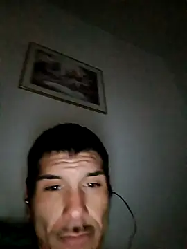 kalibeeyee123 online show from April 23, 2026, 1:18 am