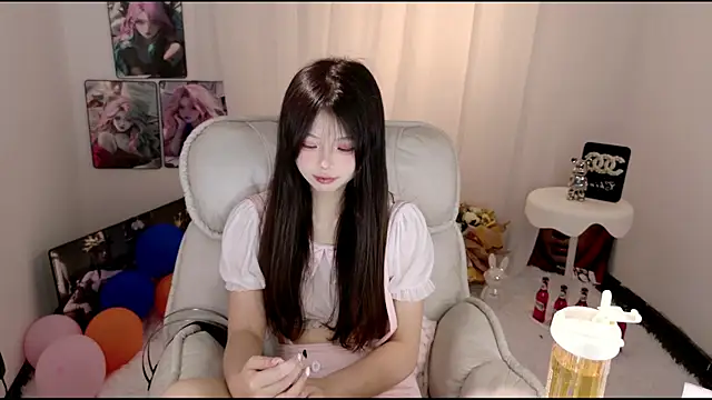 ChuYI-007 online show from May 27, 2026, 8:44 am