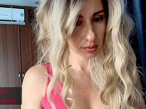 Snapshot of _horny_sexy_ chatting on September 29, 2025, 5:45 am  horny sexy  online show from September 29, 2025, 5:45 am