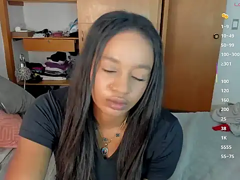 Snapshot of nia_brown chatting on May 14, 2026, 5:03 am nia brown online show from May 14, 2026, 5:03 am