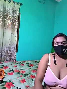 Snapshot of Hot_Cupole chatting on June 24, 2026, 7:40 am Hot Cupole online show from June 24, 2026, 7:40 am