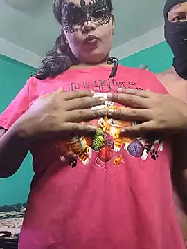 Snapshot of Hot_Cupole chatting on July 6, 2026, 2:47 pm Hot Cupole online show from July 6, 2026, 2:47 pm