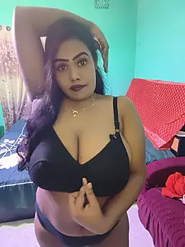 Snapshot of Hot_Cupole chatting on August 5, 2026, 3:15 pm Hot Cupole online show from August 5, 2026, 3:15 pm