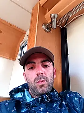 alieno napoletano online show from April 27, 2026, 5:11 pm
