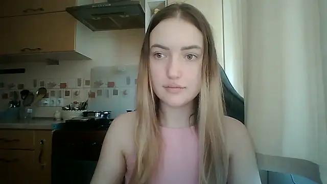 Snapshot of Lisanta chatting on June 11, 2026, 7:50 am Lisanta online show from June 11, 2026, 7:50 am