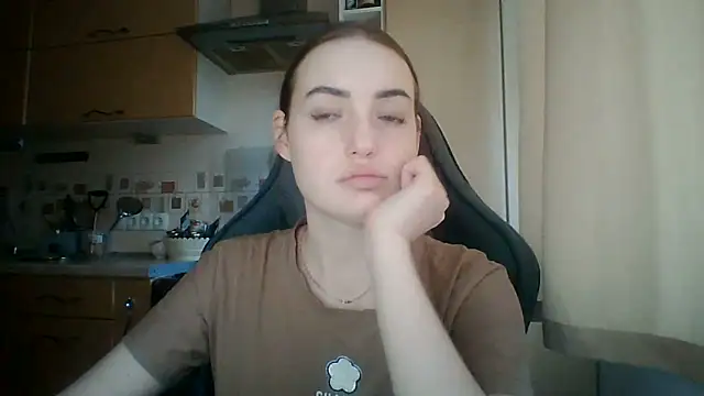 Snapshot of Lisanta chatting on June 14, 2026, 3:03 pm Lisanta online show from June 14, 2026, 3:03 pm