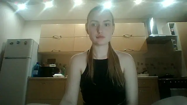 Snapshot of Lisanta chatting on July 16, 2026, 6:36 pm Lisanta online show from July 16, 2026, 6:36 pm