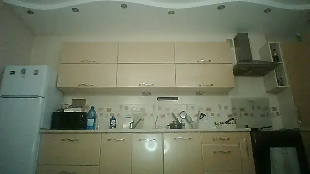 Snapshot of Lisanta chatting on July 18, 2026, 7:39 pm Lisanta online show from July 18, 2026, 7:39 pm
