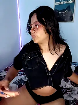 Snapshot of _Juno chatting on May 28, 2026, 3:20 pm Juno online show from May 28, 2026, 3:20 pm