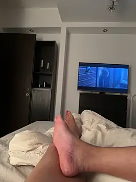 feet goddess  online show from May 4, 2026, 8:49 pm
