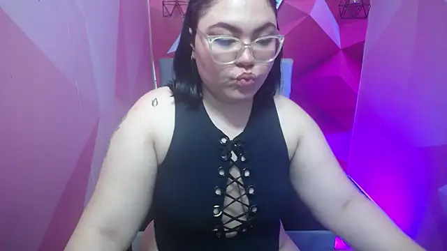 melody  blue online show from April 22, 2026, 12:50 pm