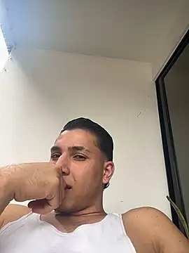 Snapshot of Maxx_valiant chatting on July 2, 2026, 7:31 pm Maxx valiant online show from July 2, 2026, 7:31 pm