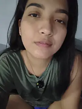 Snapshot of Thanilopera chatting on June 25, 2026, 5:12 am Thanilopera online show from June 25, 2026, 5:12 am