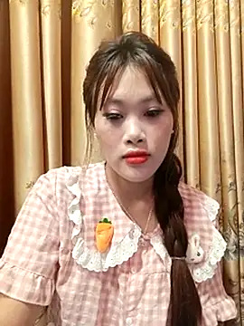 Snapshot of Ly-sexyy chatting on July 17, 2026, 6:31 am Ly-sexyy online show from July 17, 2026, 6:31 am