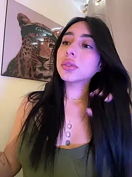 IsabellaNoir  online show from July 29, 2026, 4:38 pm