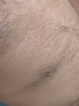 Hotmen84050 online show from April 25, 2026, 6:05 am