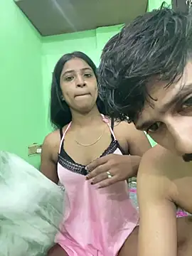 Snapshot of hot-couple-0 chatting on June 11, 2026, 12:58 pm hot-couple-0 online show from June 11, 2026, 12:58 pm
