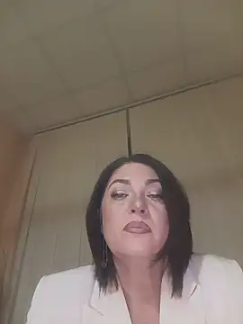 Snapshot of MargoSky48 chatting on May 17, 2026, 6:37 pm MargoSky48 online show from May 17, 2026, 6:37 pm