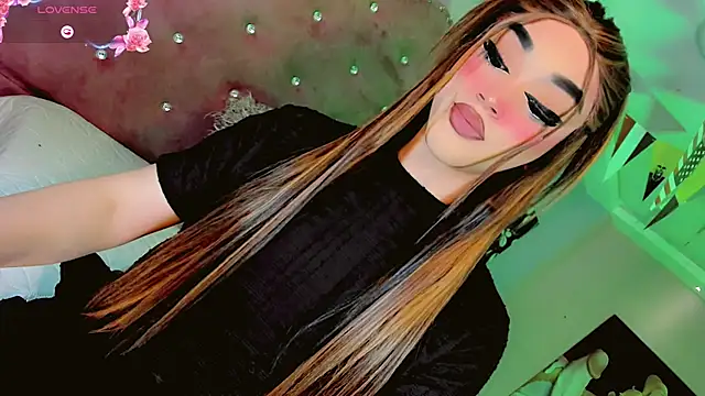 Snapshot of Camila_Vasquezz1 chatting on June 19, 2026, 8:34 pm Camila Vasquezz1 online show from June 19, 2026, 8:34 pm