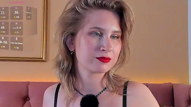 Snapshot of Lilianadaniels chatting on July 8, 2026, 1:43 am Lilianadaniels online show from July 8, 2026, 1:43 am
