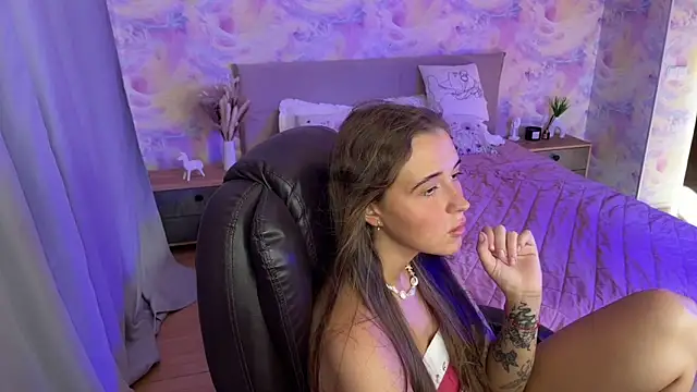 Snapshot of Tiana_Belle chatting on July 1, 2026, 1:07 am Tiana Belle online show from July 1, 2026, 1:07 am