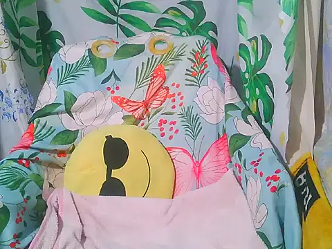 AsianHot Pussy online show from July 15, 2026, 10:31 am
