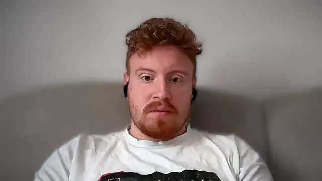 Snapshot of bigdicktutor chatting on April 23, 2026, 8:35 am bigdicktutor online show from April 23, 2026, 8:35 am