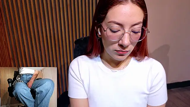 MissOffice  online show from July 23, 2026, 11:41 am