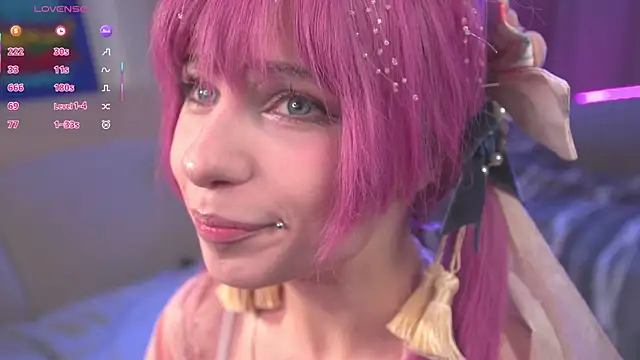 Snapshot of CosplayDream chatting on June 12, 2026, 8:41 pm CosplayDream online show from June 12, 2026, 8:41 pm