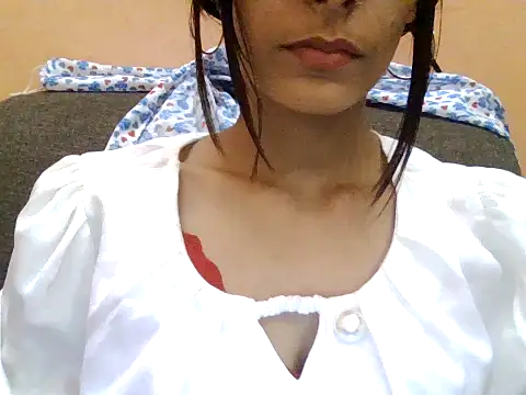 Angle-ria online show from May 13, 2026, 9:39 am