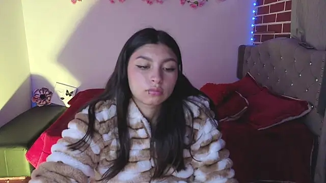 Snapshot of isabella_monntolvo chatting on May 7, 2026, 3:28 pm isabella monntolvo online show from May 7, 2026, 3:28 pm