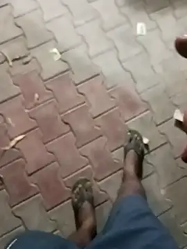 hot boy 27  online show from April 22, 2026, 3:46 pm