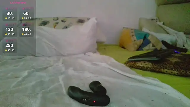 Snapshot of canarito18 chatting on July 9, 2026, 3:05 pm canarito18 online show from July 9, 2026, 3:05 pm
