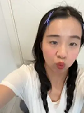 NiNa5203 online show from June 24, 2026, 5:28 am