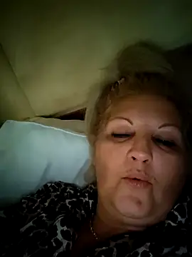 Divineblond online show from October 26, 2025, 3:01 am