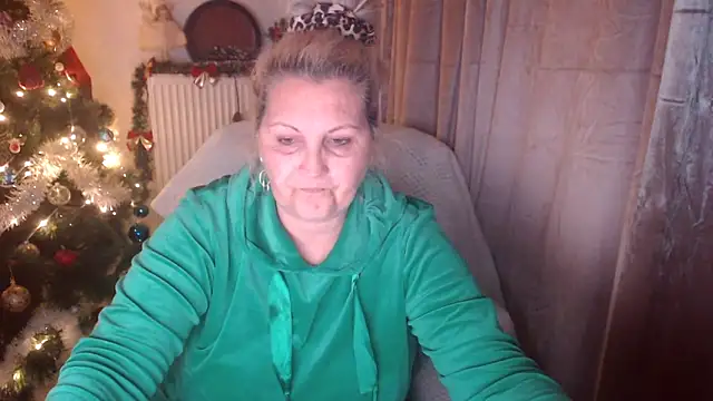 Divineblond online show from November 30, 2025, 6:56 pm