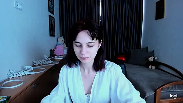 MiniLysii online show from May 13, 2026, 5:38 am