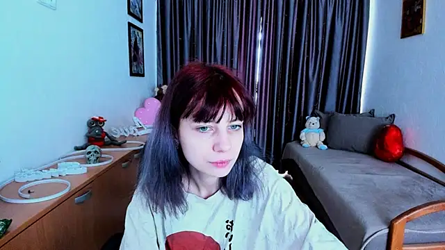 MiniLysii online show from June 3, 2026, 5:43 am