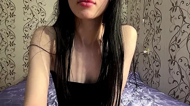 RosamondRuhn online show from May 3, 2026, 11:05 am