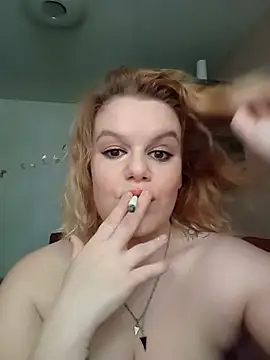 Maryquenn online show from May 22, 2026, 9:37 am
