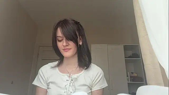 YourChristine online show from April 23, 2026, 12:29 pm