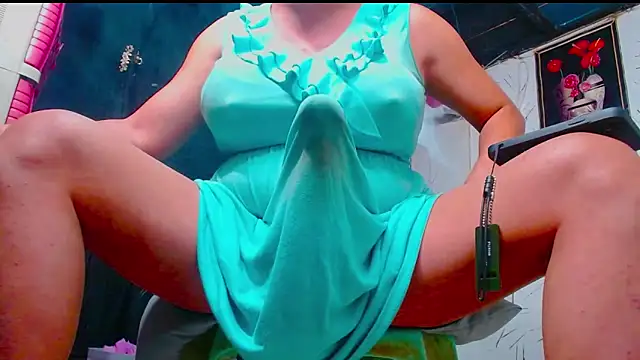 Snapshot of 11inchSELFSUCKnCUM chatting on November 2, 2025, 12:07 pm 11inchSELFSUCKnCUM online show from November 2, 2025, 12:07 pm